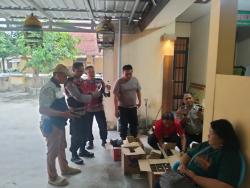 Warung Kuning di Porong Digerebek Polisi, Jual Miras Ilegal Tanpa Izin