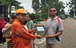 Ketua IpeKB TTU Terima Penghargaan dari BKKBN atas Partisipasi dalam Pelayanan Vasektomi Serentak