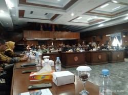 Pendapatan Daerah Minim, DPRD Kobar Desak Eksekutif Optimalkan Pemasukan