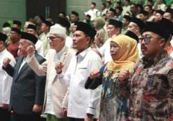 Pelantikan PCNU Surabaya 2025-2029: Kiai Miftah Sindir Lembut Kader NU, Wali Kota Eri Cahyadi Absen