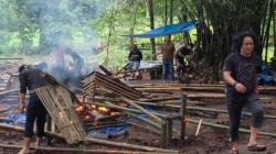 Penggerebekan Sabung Ayam di Pangkep Berlangsung Dramatis, Polisi Kejar Pelaku hingga Hutan!