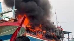Satu Kapal Terbakar, Satu Korban Luka Bakar di Pelabuhan Jongor Kota Tegal