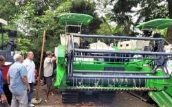 Perkuat Swasembada Pangan, Pemkab Banyumas Serahkan Alsintan untuk Gapoktan