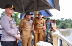 Kapolres dan Bupati Tinjau Pembersihan Irigasi Bendungan, Percepat Dukungan untuk Pertanian