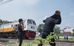 Viral Aksi Lempar Batu ke KA Sancaka di Klaten, KAI Ingatkan Sanksi Penjara 15 Tahun