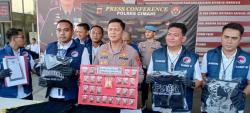 Anggota Geng Motor Pengangguran Nekat Jual Sinte Via Online
