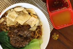 Bakmi Pedas Qua Mera, Teman Setia Mahasiswa Sembari Nugas
