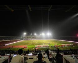 BREAKING NEWS: Mati Lampu Hentikan Laga Arema FC vs Oxford United di Piala Presiden 2025