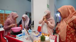 Tape Jember Diolah Jadi Produk Bernilai Jual, DWP Polije Dorong Kemandirian Ekonomi Perempuan