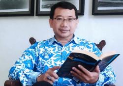 Rumah Ilmu yang Retak dari Dalam