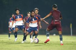 Kendal Tornado FC Jajal Persis Solo, Stefan Keeltjes Puji Karakter dan Keberanian Anak Asuhnya