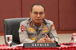 Kapolda Riau Beri Keleluasaan Anggota Antar Anak di Hari Pertama Masuk Sekolah