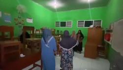 Heboh! Orangtua Siswa di Lebak Rebutan Kursi Depan di Hari Pertama Sekolah