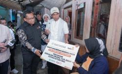 2 Rumah Milik Keluarga Berisiko Stunting Dibedah Mendukbangga & Lazismu