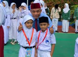 Menanam Adab di Tengah Arus Globalisasi: Ikhtiar Baru Pendidikan di Cilegon