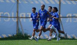 Cuma 60 Persen Fit! Persib Siapkan Program Gila Menuju Liga Super 2025