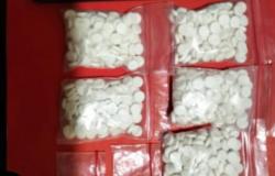 Penggerebekan Warga Nganjuk di Warung Makan, Polisi Sita Ribuan Obat Terlarang dan 2,12 Gram Sabu