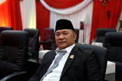 Pajang Videotron Raksasa Rp1,79 Miliiar, Karawang Abaikan Pendidikan dan Kesehatan