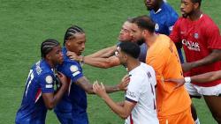 Final Piala Dunia Antarklub di AS Diwarnai Kericuhan, Pelatih PSG Luis Enrique Cekik Joao Pedro