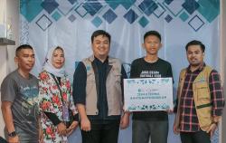 Dari Pulau Sabira ke Pesantren: Kisah Haru Bantuan Pendidikan dari PT JOE dan SBN