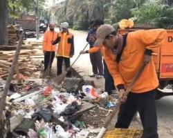Ancam Kesehatan dan Lingkungan, TPS Liar di Batusari Kota Tangerang Ditertibkan