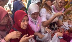 Srikandi PLN Ponorogo Jual Bumbu Dapur Murah Diserbu Warga