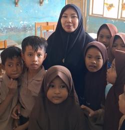 Sering Banjir di Musim Hujan, Guru SDN Karangligar I Minta Bupati Revitalisasi Bangunan Sekolah
