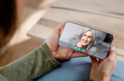 Pemerintah Kaji Pembatasan Panggilan Suara dan Video WhatsApp, Upaya Ciptakan Keadilan bagi Operator