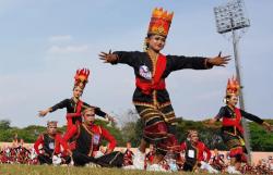 Catat Sejarah! 2.025 Pelajar Bojonegoro Pecahkan Rekor Dunia Lewat Tari Api Kayangan Merah Putih