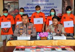 Polres Gunung Mas Bekuk 5 Pengedar Narkoba, Puluhan Gram Sabu Turut Disita