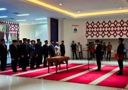 Gubernur Sulbar Lantik 15 Pejabat Tinggi Pratama, Ingatkan Istri Pejabat Jangan Cawe-Cawe