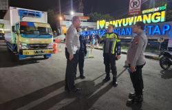 15 Kapal LCT Dihentikan di Pelabuhan Ketapang, Polresta Banyuwangi Gerak Cepat Atasi Kemacetan