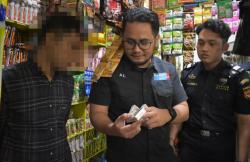 Pemkot Surabaya dan Bea Cukai Sidoarjo Operasi Rokok Ilegal, Sasar Toko Kelontong di Sukolilo