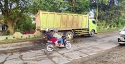 Miris! 180 Km Jalan di Lebak Rusak Parah, Warga Keluhkan Kecelakaan Terus Terjadi