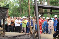 Tinjau Sumur Tua di Blora, Menteri ESDM Tegaskan Langkah Menuju Swasembada Energi Nasional