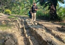 Anggota DPRD Banten Musa Weliansyah Perbaiki 2 Km Jalan Desa di Lebak Gunakan Dana Pribadi