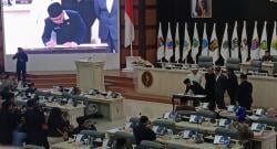 RPJMD 2025 Disetujui DPRD Jabar, Pemprov Fokus Tata Ulang Desa dan BUMD