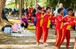 Tawa Riang di Pantai Widuri: Saat Ratusan Anak Pemalang Kembali ke Pelukan Dolanan Tradisional
