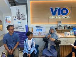 Kacamata Bukan Lagi Penghalang, Kisah Fattan Menaklukkan Dunia dengan Ortho-K