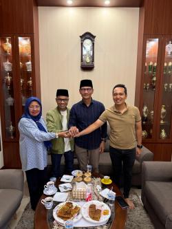 Pertemuan Isvie dan Hamdan Guyub dan Solid! Mohan Roliskana Redam Isu Internal di Tubuh Golkar NTB