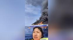 Kapal KM Barcelona V Terbakar di Perairan Talise, Penumpang Panik Lompat ke Laut