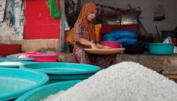 Harga Beras Meroket di Pasar Sentral Sinjai, SPHP Kosong