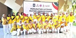 33 Peserta Siap Harumkan NTB di Fornas 2025 Cabang Dansa, Eva Parangan:Target Masuk 3 Besar Nasional