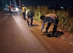 Remaja Tewas Terkapar Usai Tersenggol Truk di Tulangan
