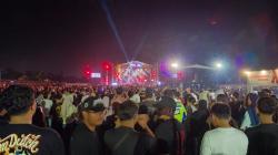 DJ Wisnu Santika Getarkan Tasikmalaya di Ruang Bermusik, Penonton Tumpah Ruah Meski Tanpa Hindia