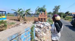 Tumpukan Sampah di Titik Batas Kota Probolinggo, Warga Minta Pemerintah Tak Lagi Tutup Mata