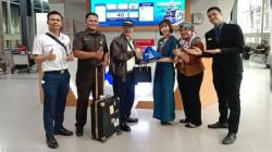 Pelayanan Prima KAI Bandara: Cincin Berlian dan MacBook Hilang, Ditemukan Berkat Petugas Jujur