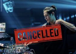 Karier DJ Panda Anjlok! 14 Kontrak Job Manggung Dibatalkan usai Kabar Kehamilan Erika Carlina Viral
