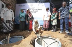 Bangun Kesadaran Hidup Sehat dengan 1.500 Unit Sanitasi Aman untuk Masyarakat Kudus