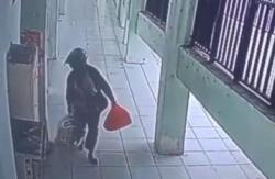 Pedagang di Pasar Perak Jombang Harus Waspada, Emak-emak Berhasil Bobol Kios Gasak Sembako